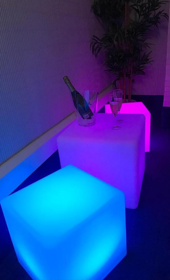 Suite Vitbanus マルベーリャ エクステリア 写真